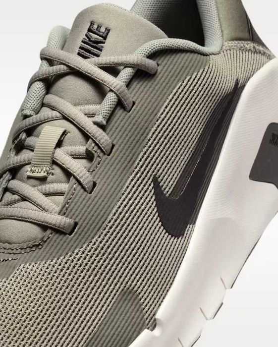 Продаются новые кроссовки Nike Flex Train (размер 45 / 11,5 US)