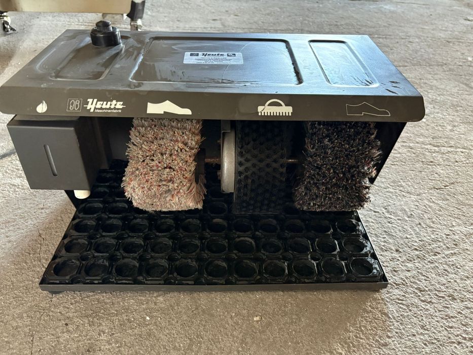 Машина за почистване на обувки Heute