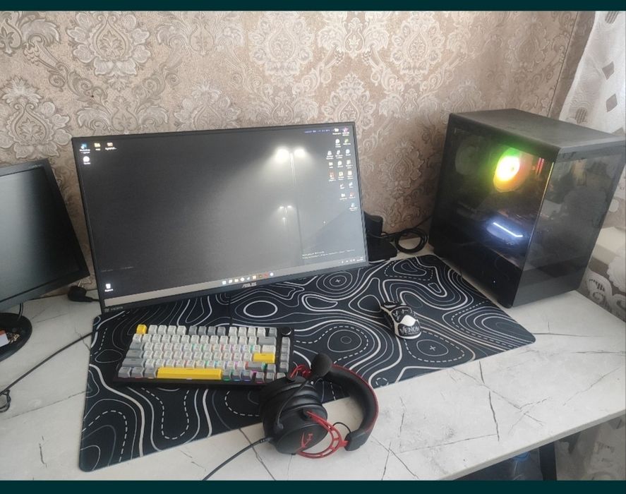Продам монитор Asus