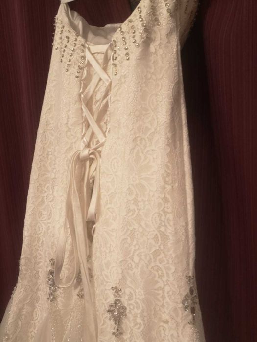 Rochie de mireasa din dantelă