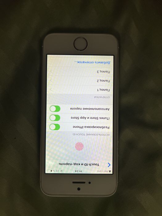 iPhone 5s продам