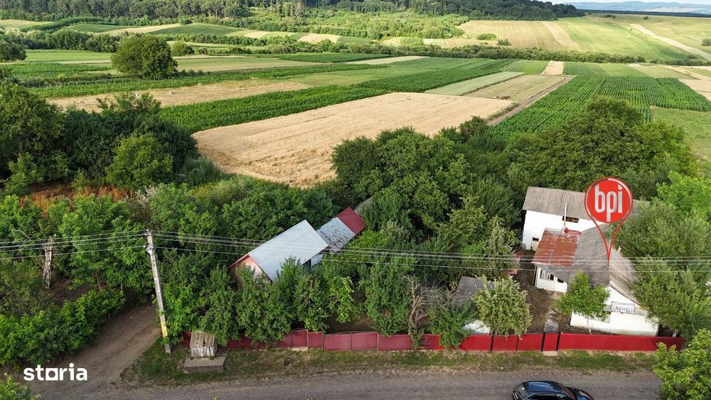 SE VINDE Gospodarie taraneasca,  Valea Glodului (Vulturesti), jud. SV