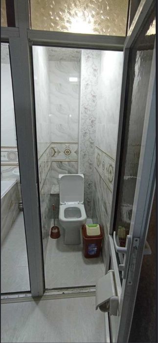 Сдается 2 комнатная квартира только семьям 300$