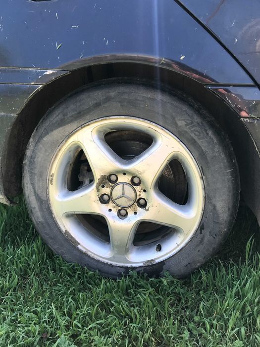 VAnd rotii mercedes r16