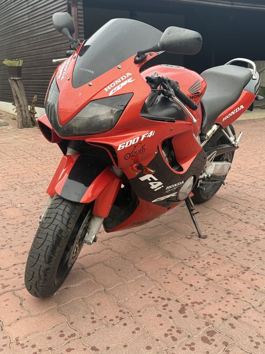 Honda Cbr 600F4i