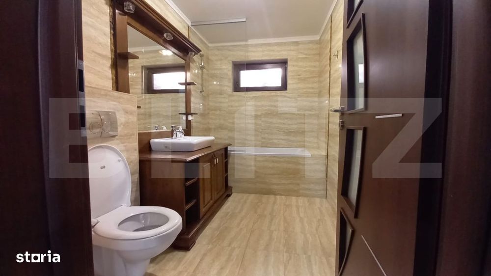 Apartament mobilat, 3 camere, 63 mp, curte 49 mp, parcare, cart Europa — fotografia 2