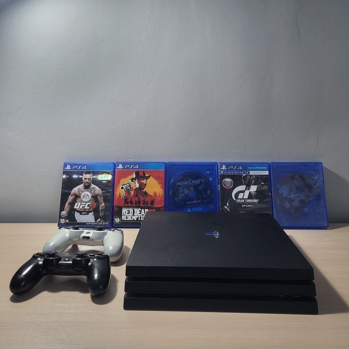 Playstation 4 pro 1TB