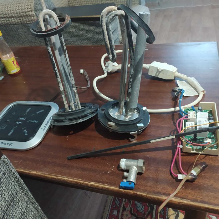 запчасти от Ariston