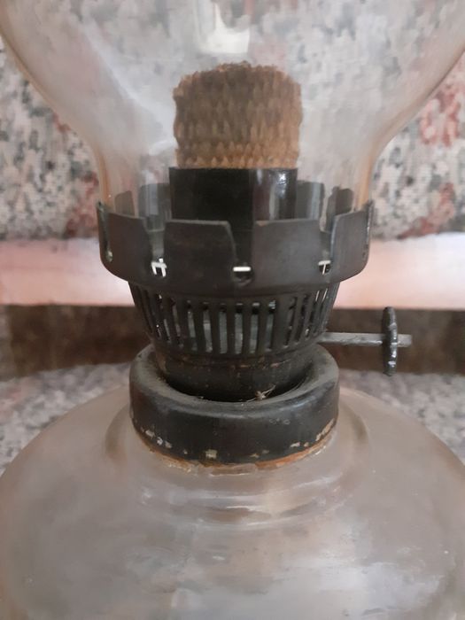 Lampă de petrol cu fitil