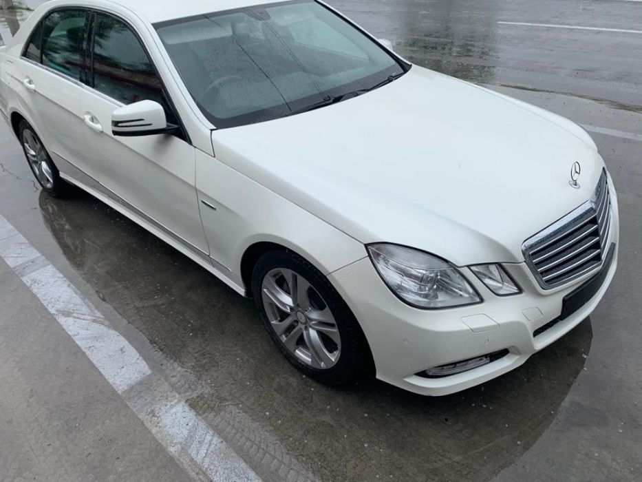 Dezmembrez mercedes e350 4matic w212 e220 e250 e300 e350 euro5 4matic