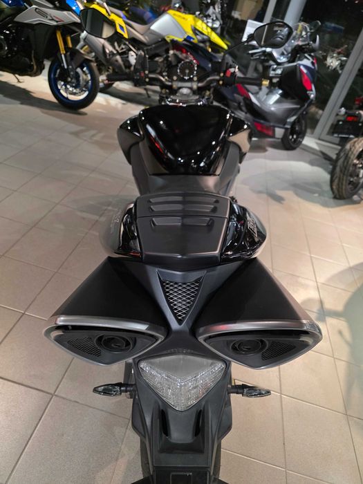 Suzuki B-King 2010 10.000km Garantie 1 an