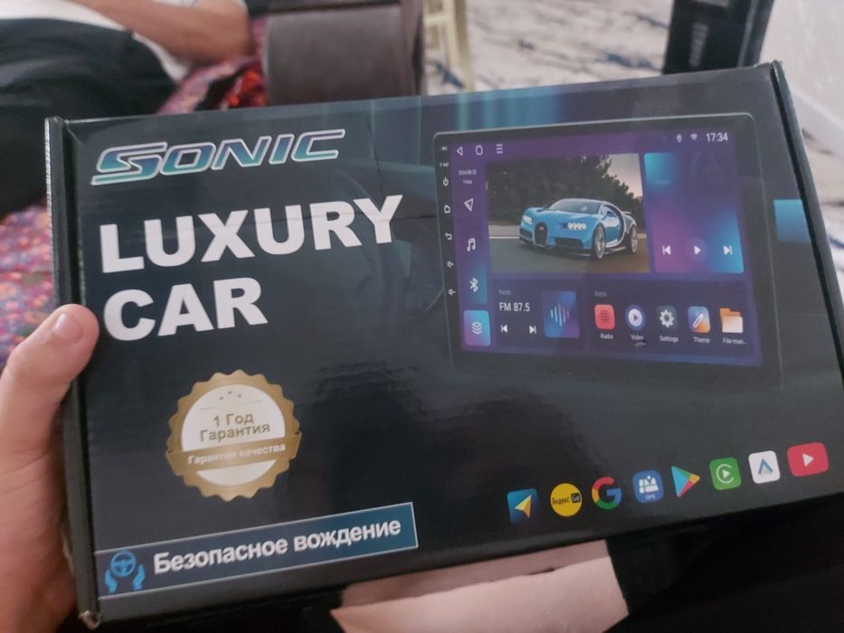 Moniyor Sonic car luxury