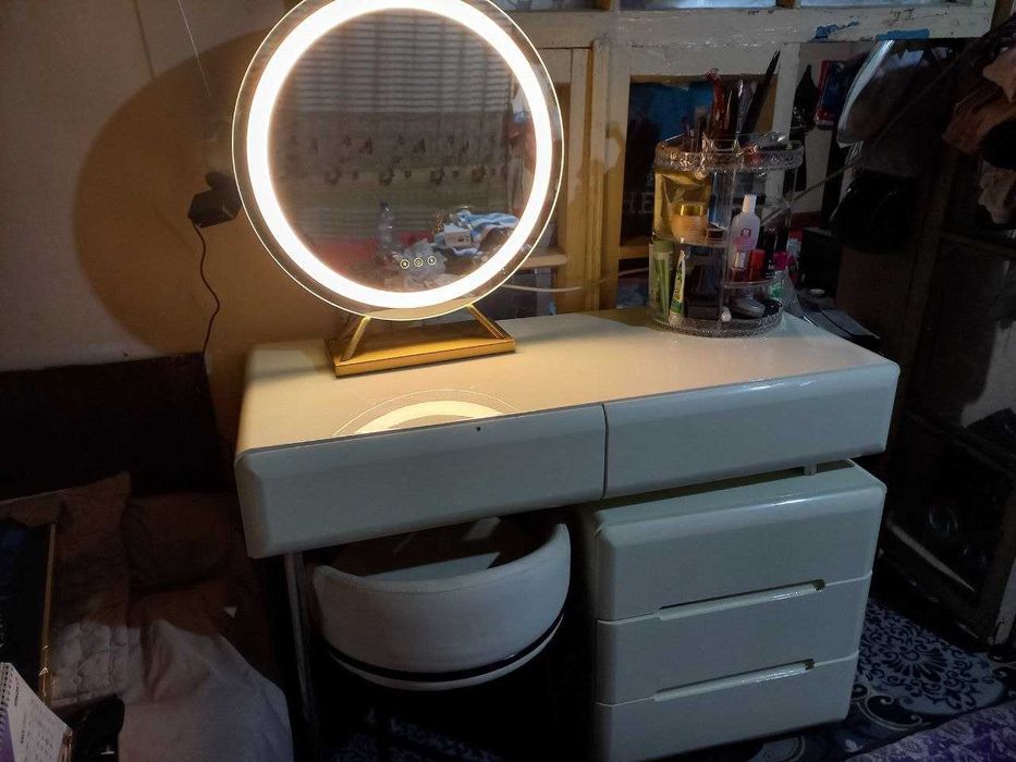 Televizor, Haladelnik, Tryumo sotiladi