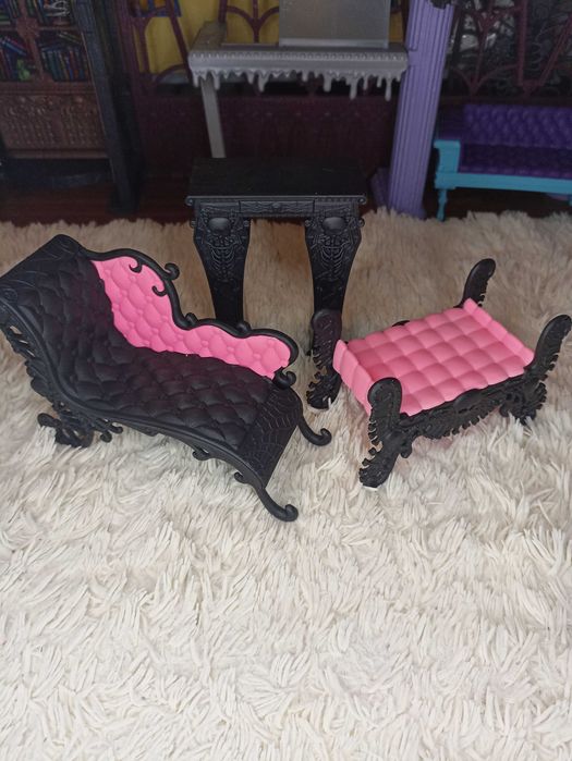 Monster High. Мебель игрушечная Монстр Хай черно розовая. №и1218