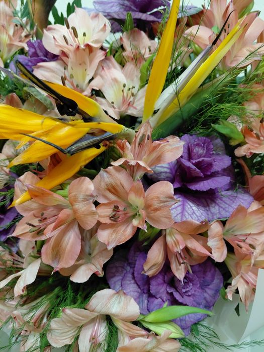 Шикарный букет недорого