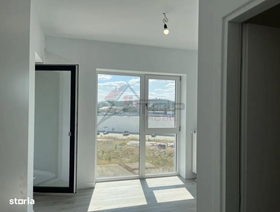 Vanzare apartament 3 camere 83mp 2 bai - parcare subterana - silk dist