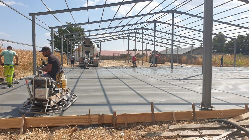 Elicopterizare beton cu Cuart , Șapa din beton industriala, Periat