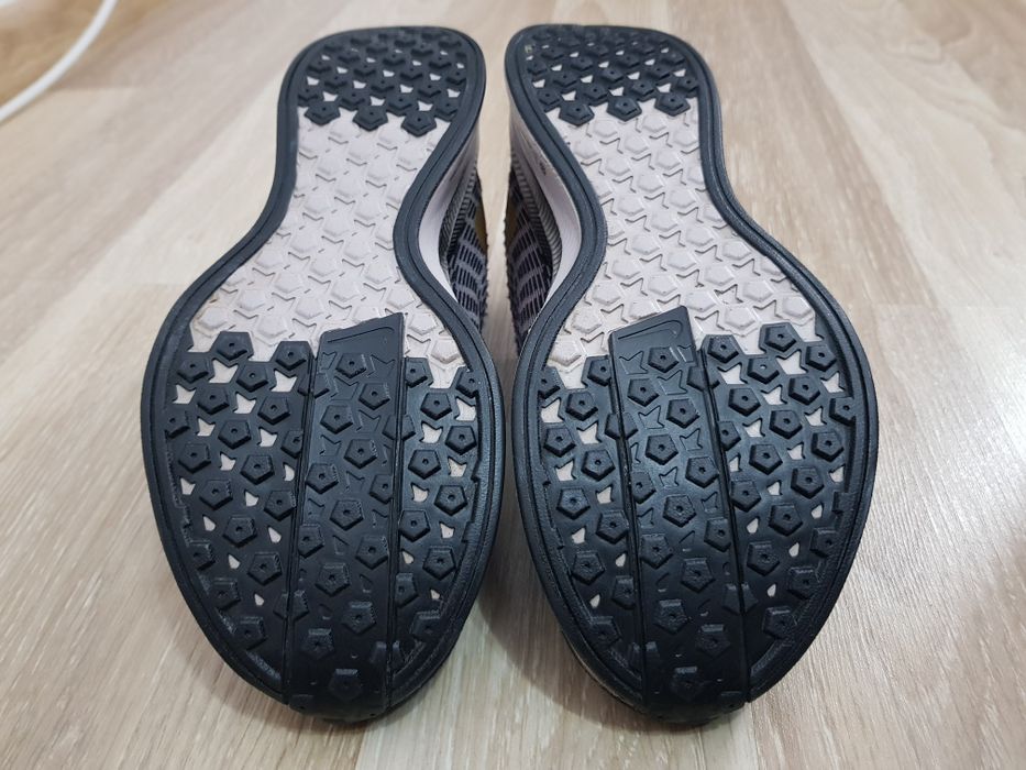 Adidasi Nike Pegasus mărimea 35