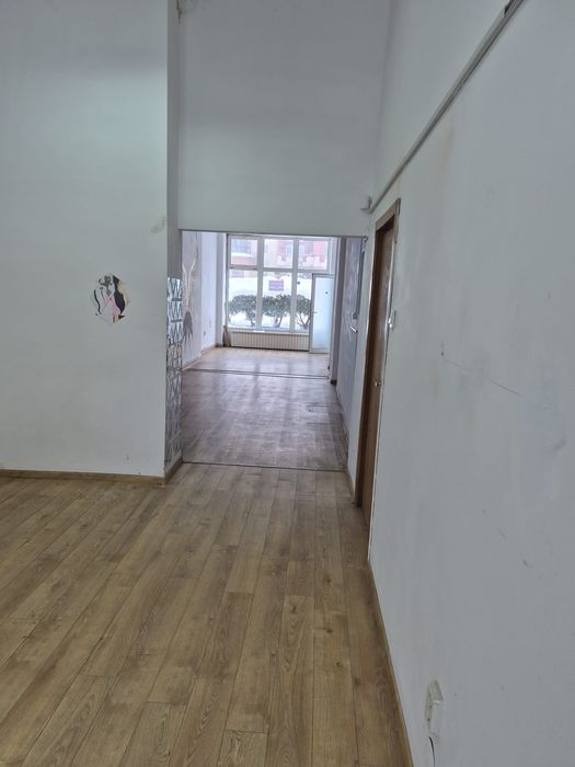Inchiriez spatiu comercial 98mp2