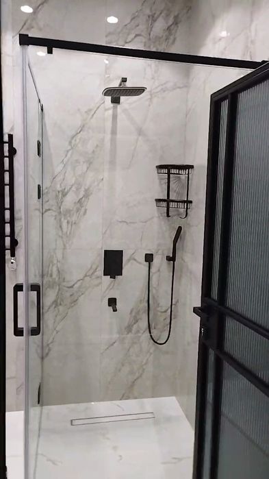 Кафельшик уклатка кафел либой сложности