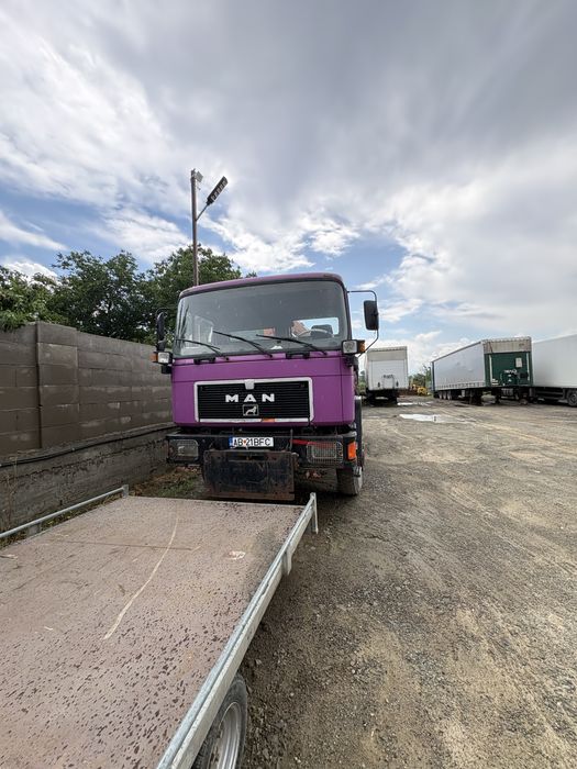 Camion basculabil