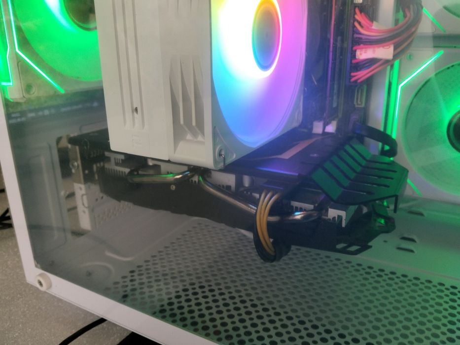 Full Komplekt Kampyuter RX 8 gb Manitor 27 IPS 165Hz Ozu 16 Gb Keys A