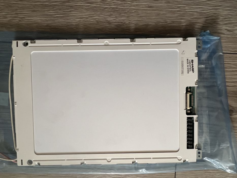 Sharp LM64P83L ,9.4 Inch LCD Display Screen Panel 640*480