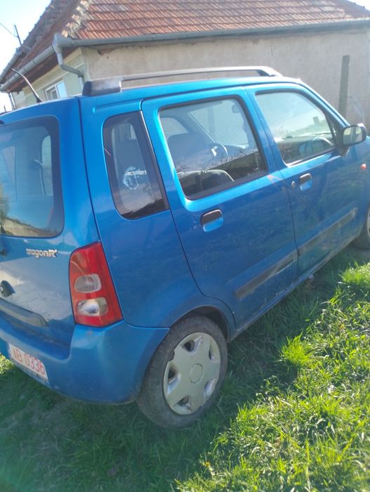 De vinzare Suzuki wagon