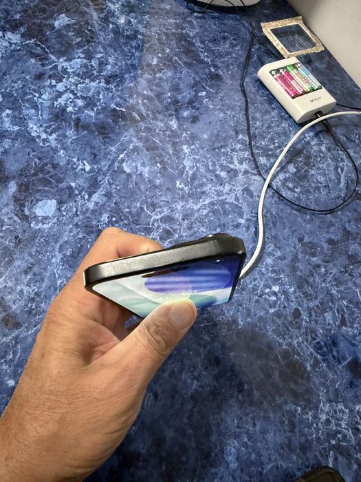Iphone 15 128 Gb, cititi descrierea anuntului!