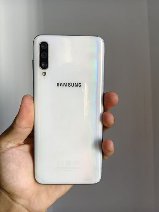 Samsung A50 64гб в рабочем состаение
