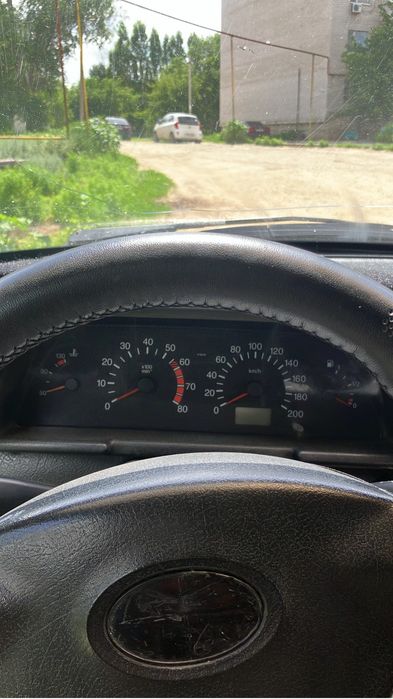 продается ваз 2110