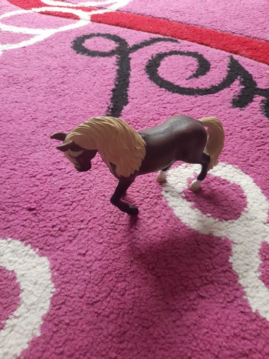 Играчки марка Schleich