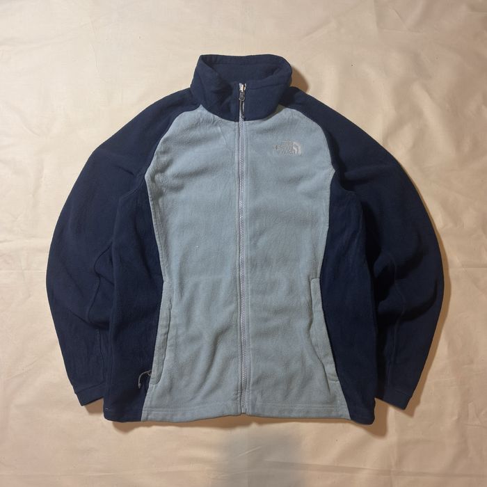 TNF Women’s Khumbu/Osito Style Fleece - Light & Navy Blue