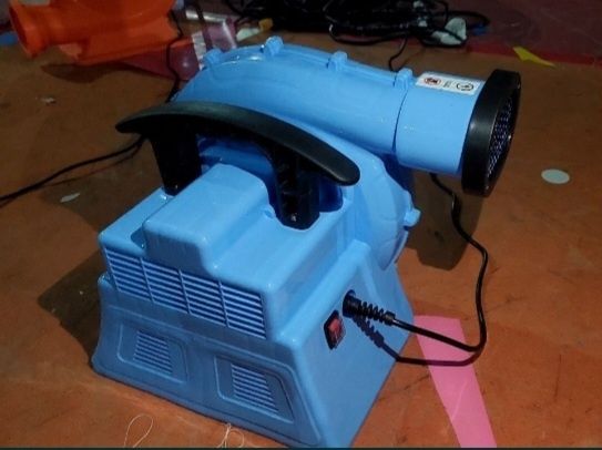 Batut bolalar o'yingohi sotiladi