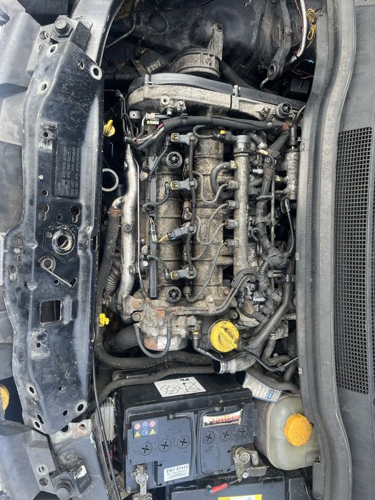 Opel Zafira b 1.9cdti 150ks na chasti Опел Зафира на части