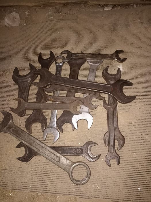 Продам Ключи рожковые