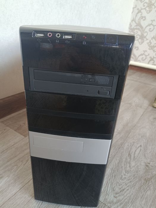 Системный блок для компьютера