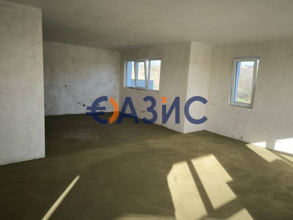 Продава се Къща в с. Черни връх, Област Бургас - 280 кв.м за 888 €/кв.м - Снимка #8