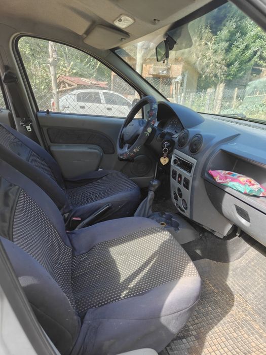 Dacia Logan 5000 lei