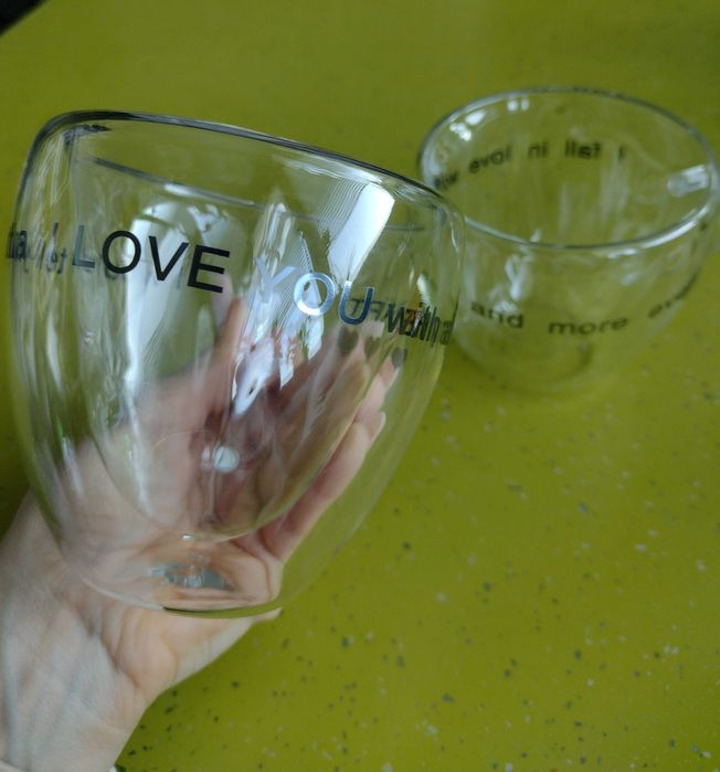 Стъклена чаша с двойно дъно под формата на сърце