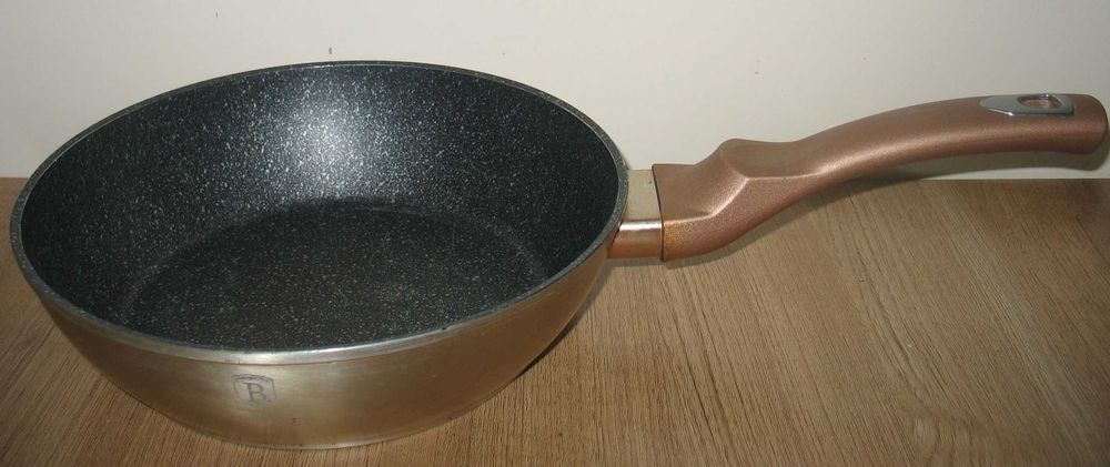 Сковорода 25 см (Венгрия), сковородки