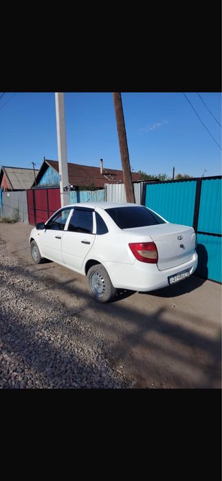Продаем машину  Lada-Granta