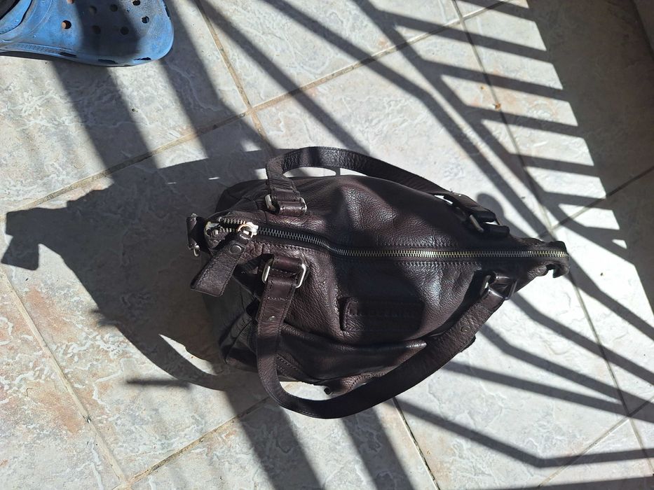 Дамска кожена чанта Liebeskind