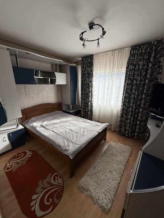 Închiriez ap. 2 cam.,decomandat,zona de sus,str.Belvedere