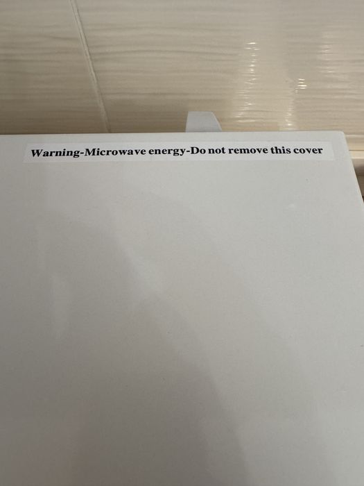 Микроволновая печь  AVA-20W