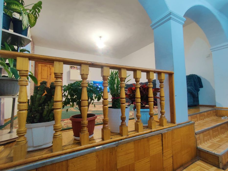 Продается дом из 10 комнат