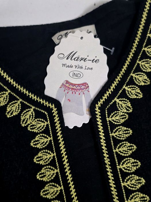 Vestă traditionala nouă