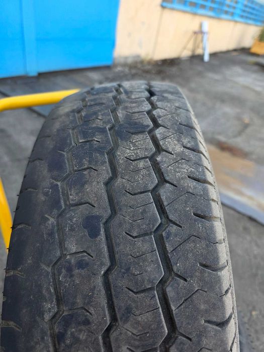 Бусови гуми 195/70 R15C