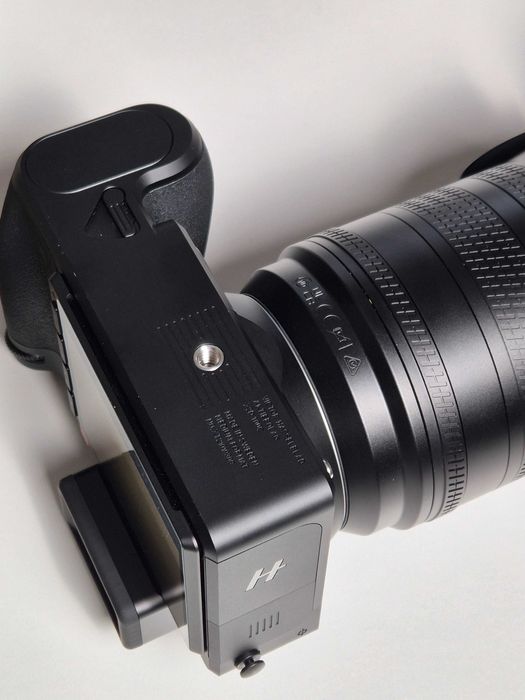 Hasselblad X2D 100C + XCD 35-100mm f/2.8-4 + XCD 90mm f/3.2 + TTArtisan 90mm f/1.25 + Екстри