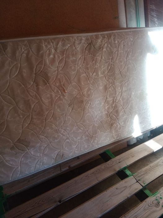 Продаются разные матрасы